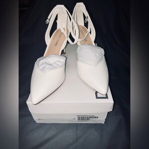 Dream Pairs Women's Elegant White Heels